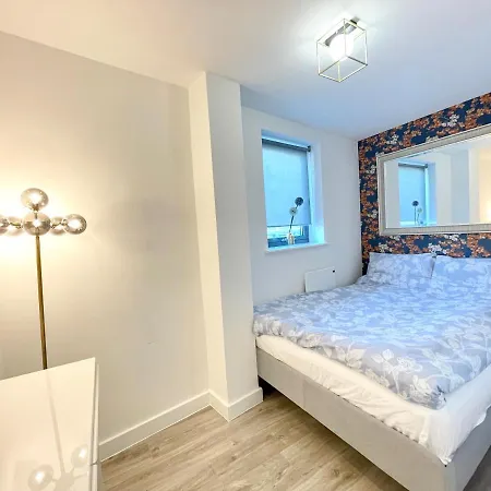 דירה Centre, Floor Apartment, Two Balconies