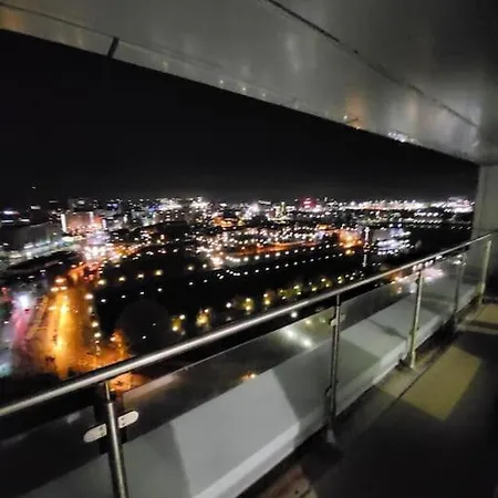 Beautiful 2 Bedroom Salford Quays