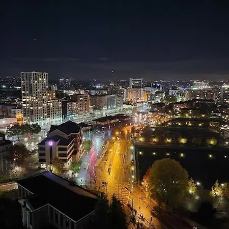 아파트 Beautiful 2 Bedroom Salford Quays *