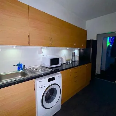 In Levenshulme, Apartment
