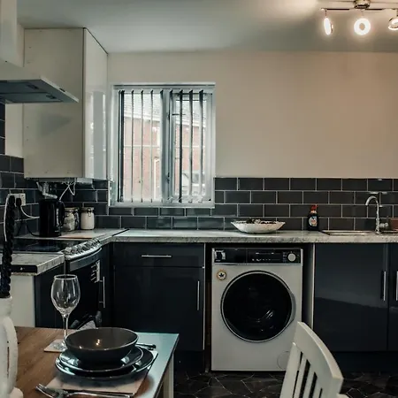 Bv Stylish Homely 3 Bedroom Close To Arena Hébergement de vacances *