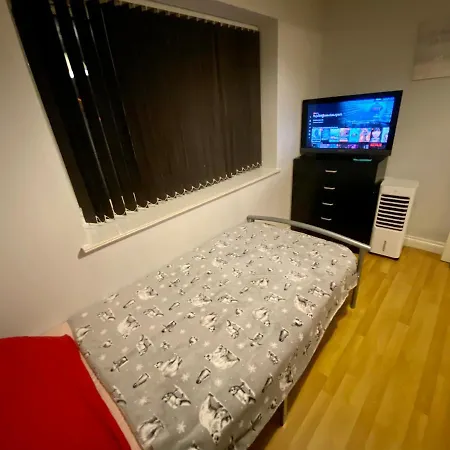 Comfy Single To Rent * Manchester