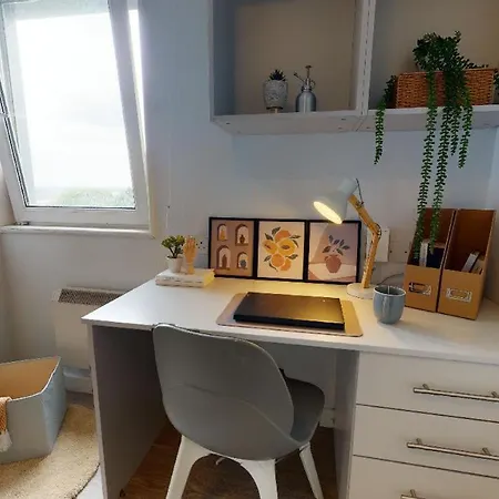 Wilmslow Park * マンチェスター