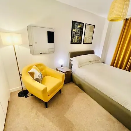 Eclectic Dwelling * Manchester