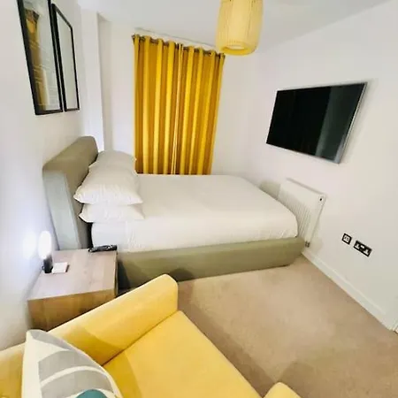 Apartment Eclectic Dwelling Manchester