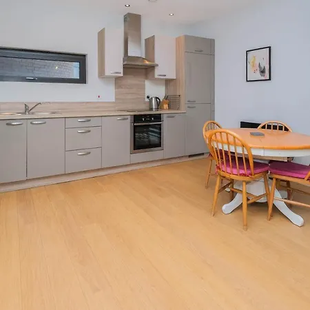 Apartment Charming 2-bed Flat With Balcony In New Islington *