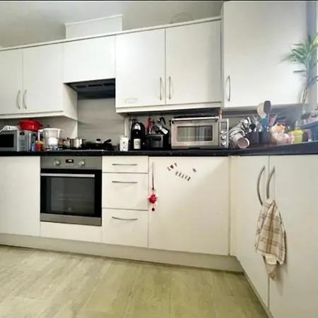Large Bedroom En Privat bolig *