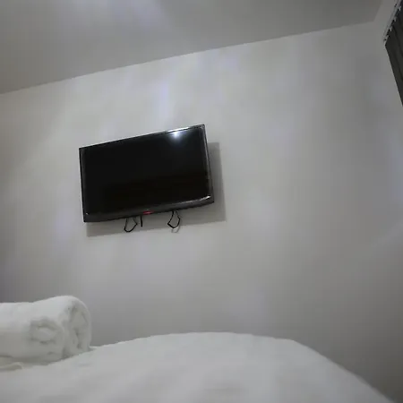 ゲストハウス Rostron House *