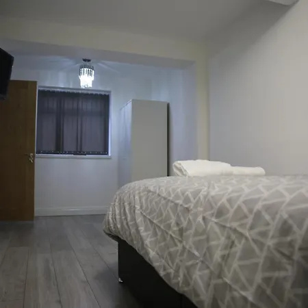 بيت ضيافة Rostron House مانشستر