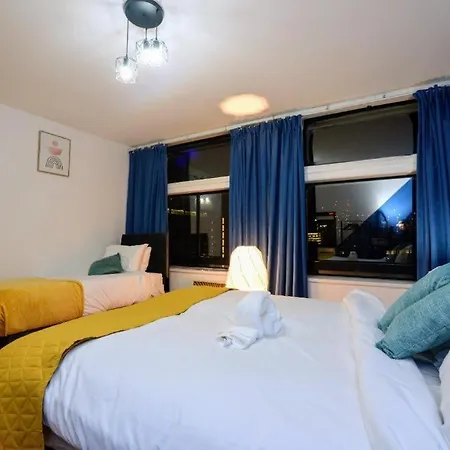 アパート Duplex One Bedroom In Center マンチェスター