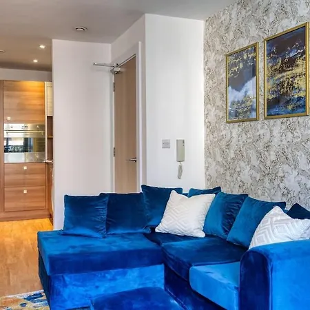 City Centre - Ideal For Longer Apartment