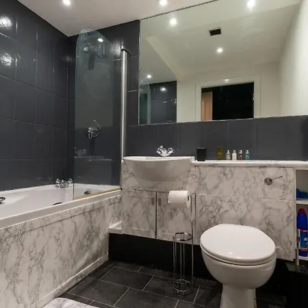 Jpg Theatre - High Floor Mcr Luxe W Balcony Canal Views *