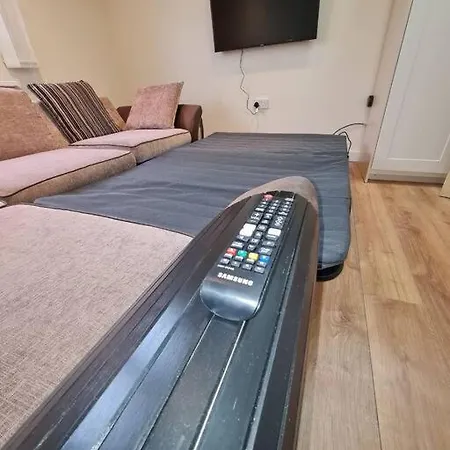 Appartamento Luxury Up To 6 People, Opposite Tram, Chorlton, Balcony