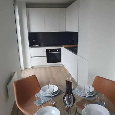 아파트 Lovely 2bedroom