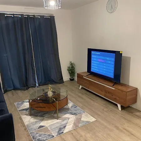 Centre Stylish