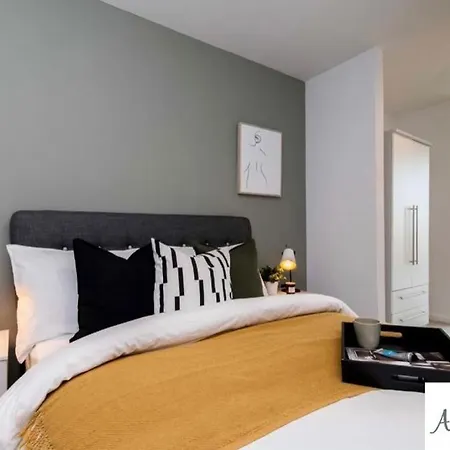 New Build Luxury Central For Contractors And Short Stays شقة مانشستر