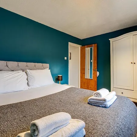 Centrally Located Elegant 2 Bed House In Chorlton Prázdninový dům Manchester