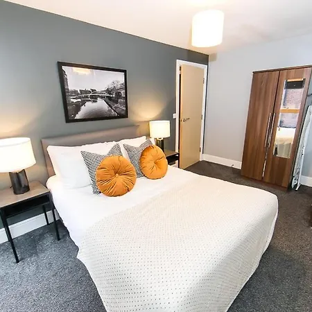 The Warehouse 2 Bedroom Apartment