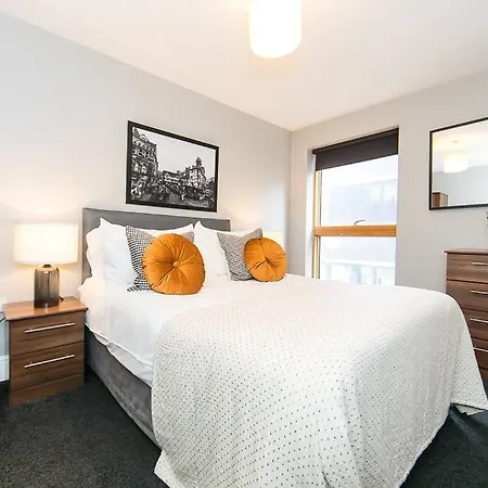Brand New Listing 1 Bed Flat Apartmán