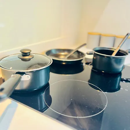 Stylish Near To Old Trafford Stadium Manchester