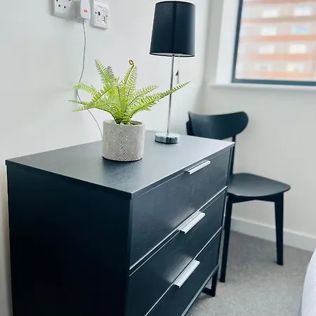 Fabulous One Bedroom Near Old Trafford Stadium