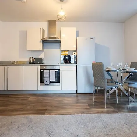 M5 Ordsall - Spacious 2 Bedroom City *