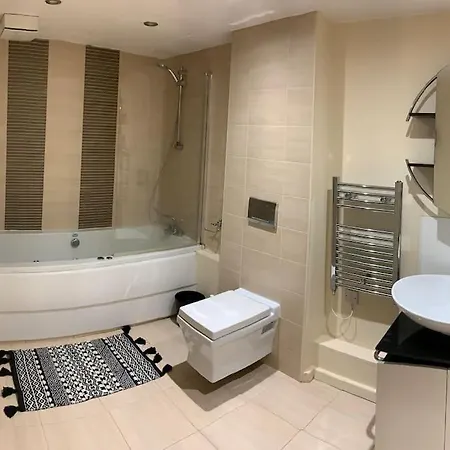 Appartement In Old Trafford