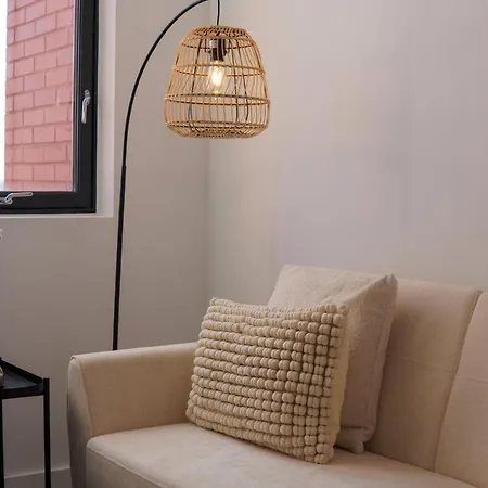 3bdr Penthouse By Torr Group Short Lets & Serviced With Private Rooftop Garden Appartement Manchester