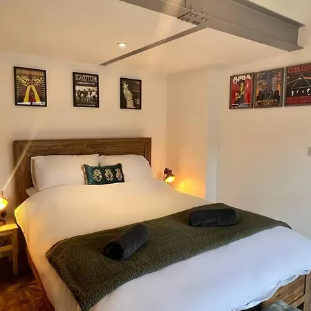 Central, Unique 4-storey House In Northern Quarter, Accommodatie bij particulieren Manchester