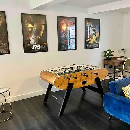 Central, Unique 4-storey House In Northern Quarter, *