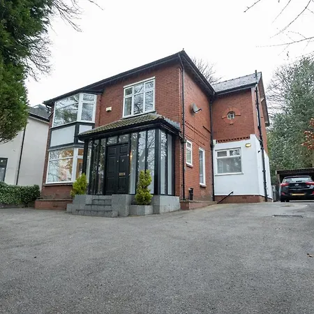 Pillo - Spacious 4 Bedroom Detached House Close To Heaton Park Semesterbostad