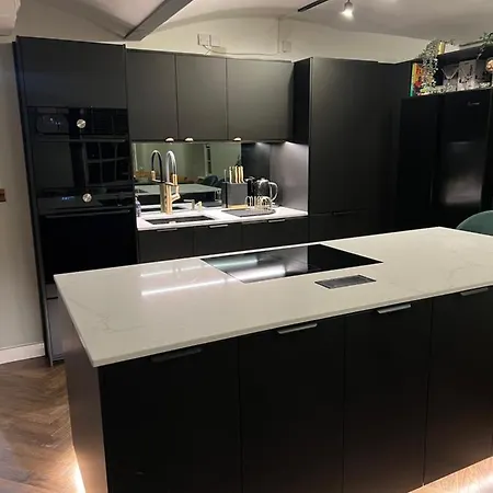 En-suite Bedroom In Modern Mill Conversion In The Heart Of Ancoats Privatunterkunft