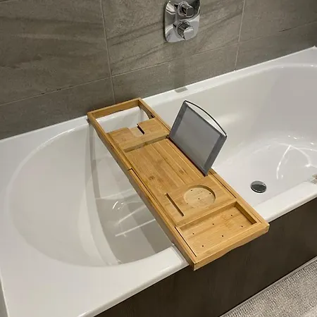 Centre Stylish Apartment