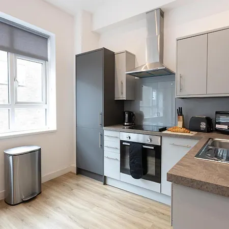 Pillo Serviced - Arena