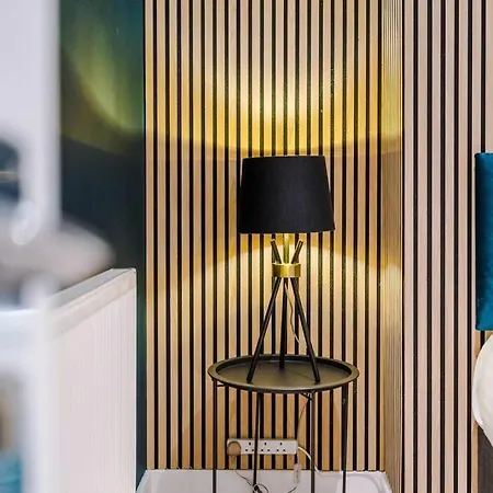 Holiday home Rest&recharge At A Luxury Retreat In - Sleeps 11, 5 Bedrooms, 3 Bathrooms, Free Parking