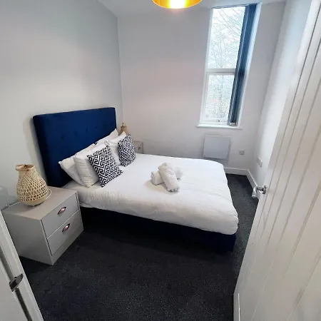 Apartmán Beautiful 2-br Flat Near Salford Royal