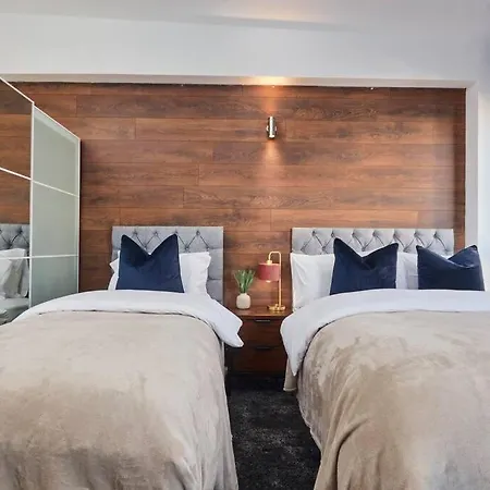 Stunning 3br Eco House Nr Etihad Wparking By Purestay * Manchester