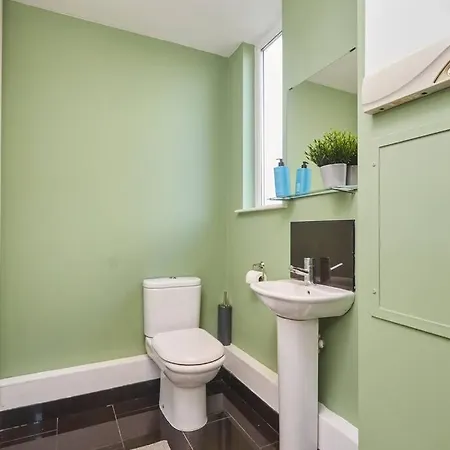 Stunning 3br Eco House Nr Etihad Wparking By Purestay בית נופש *