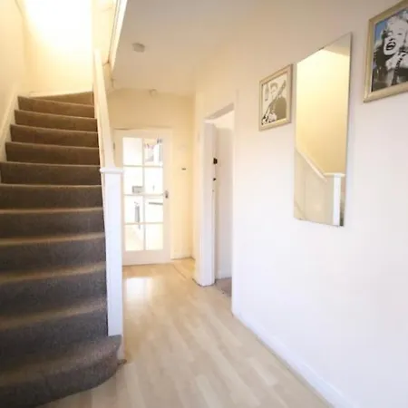 4 Bed Parkville House Ferienhaus *