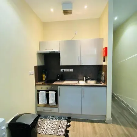 Studio Flat Near Of