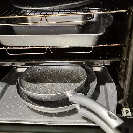 Luxury 2 Bed With Free Wi-fi & Parking Manchester