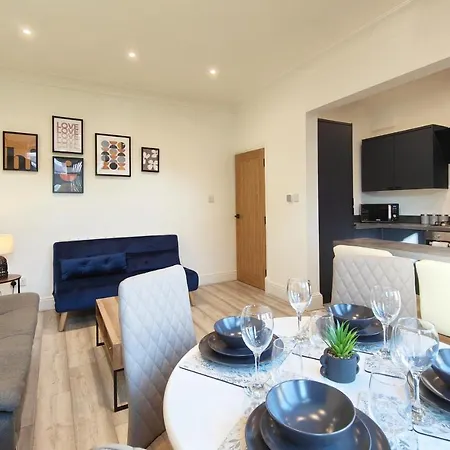 Lindsay House - South Stylish Townhouse With Free Parking * Mánchester