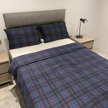 1 Bedroom Flat In *