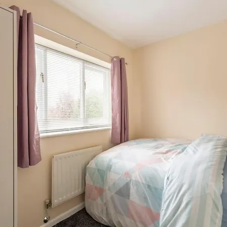 New Getaway - Free Gated Parking With Fob * Manchester