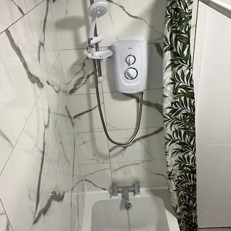 New Getaway - Free Gated Parking With Fob