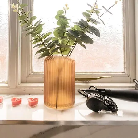 New Getaway - Free Gated Parking With Fob Апартаменты *