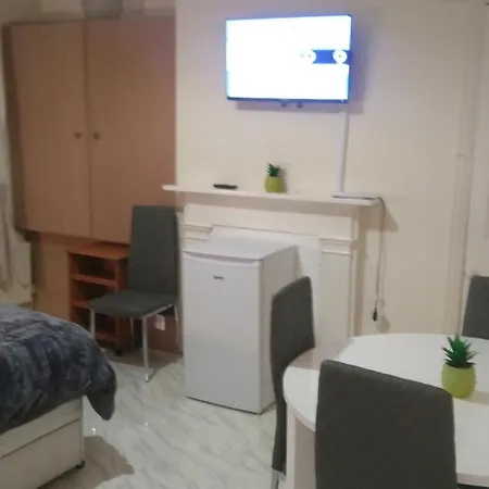 Pensjonat Spacious Near Centre Manchester