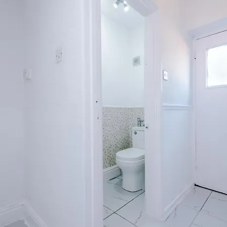 Three Bedroom House In Διαμέρισμα Μάντσεστερ
