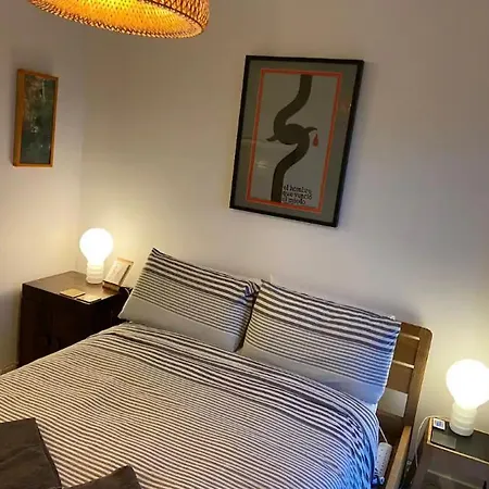 2 Bedroom Modern Flat In - Free Parking Appartement