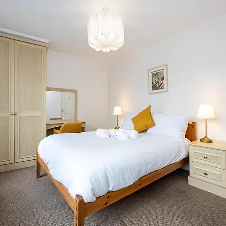 Apartamento The Burton- Free Gated Parking